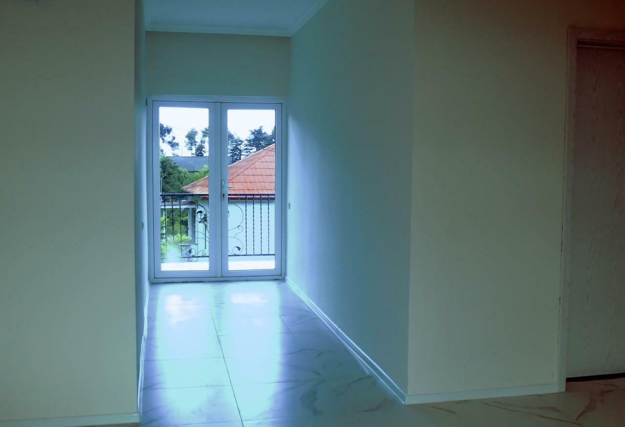 Tedo'S Guest House Makhinjauri Bagian luar foto