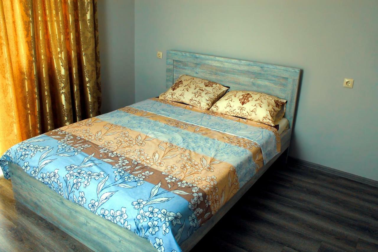 Tedo'S Guest House Makhinjauri Ruang foto